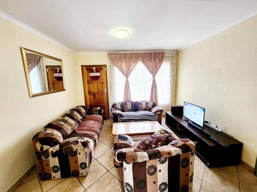 3 Bedroom Property for Sale in Geelhoutpark North West